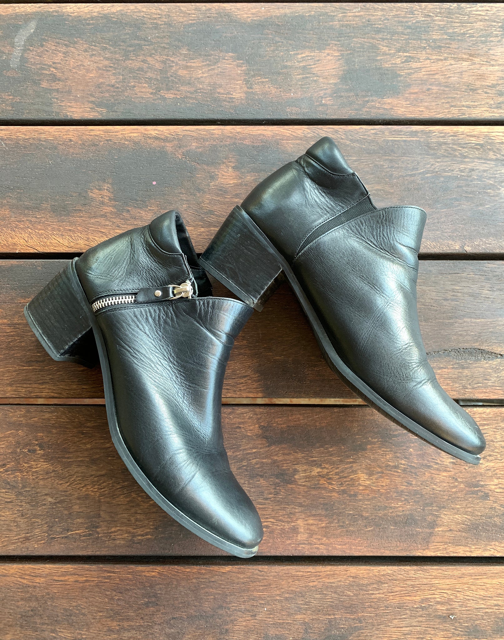 Black Leather Ankle Zip Boots Jo Mercer - Size 11