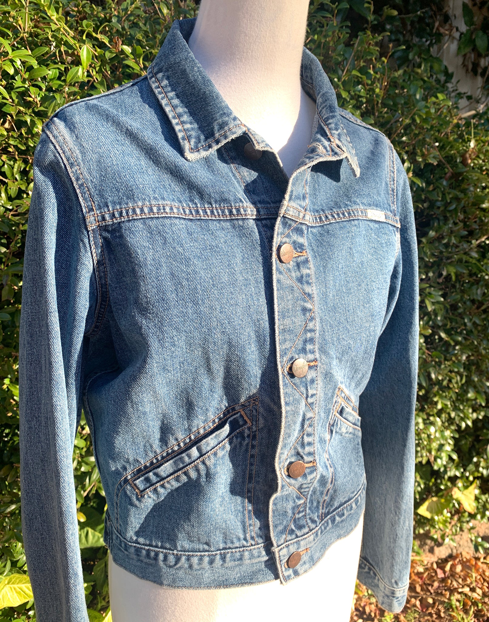 Vintage 00's Wrangler Trucker Cropped Denim Jacket - Ladies Size S