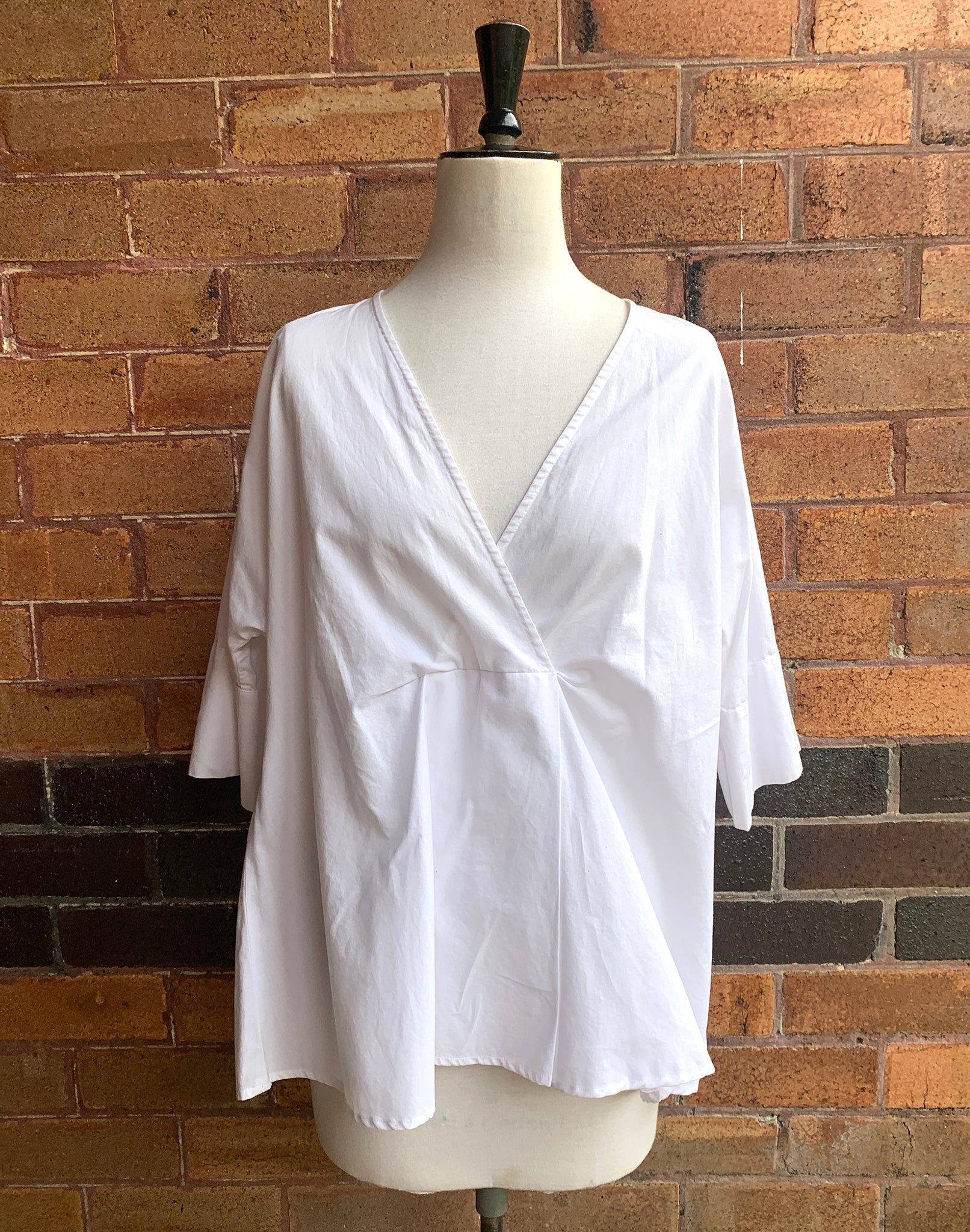 Kowtow White Cotton Sail Shirt - Size XS