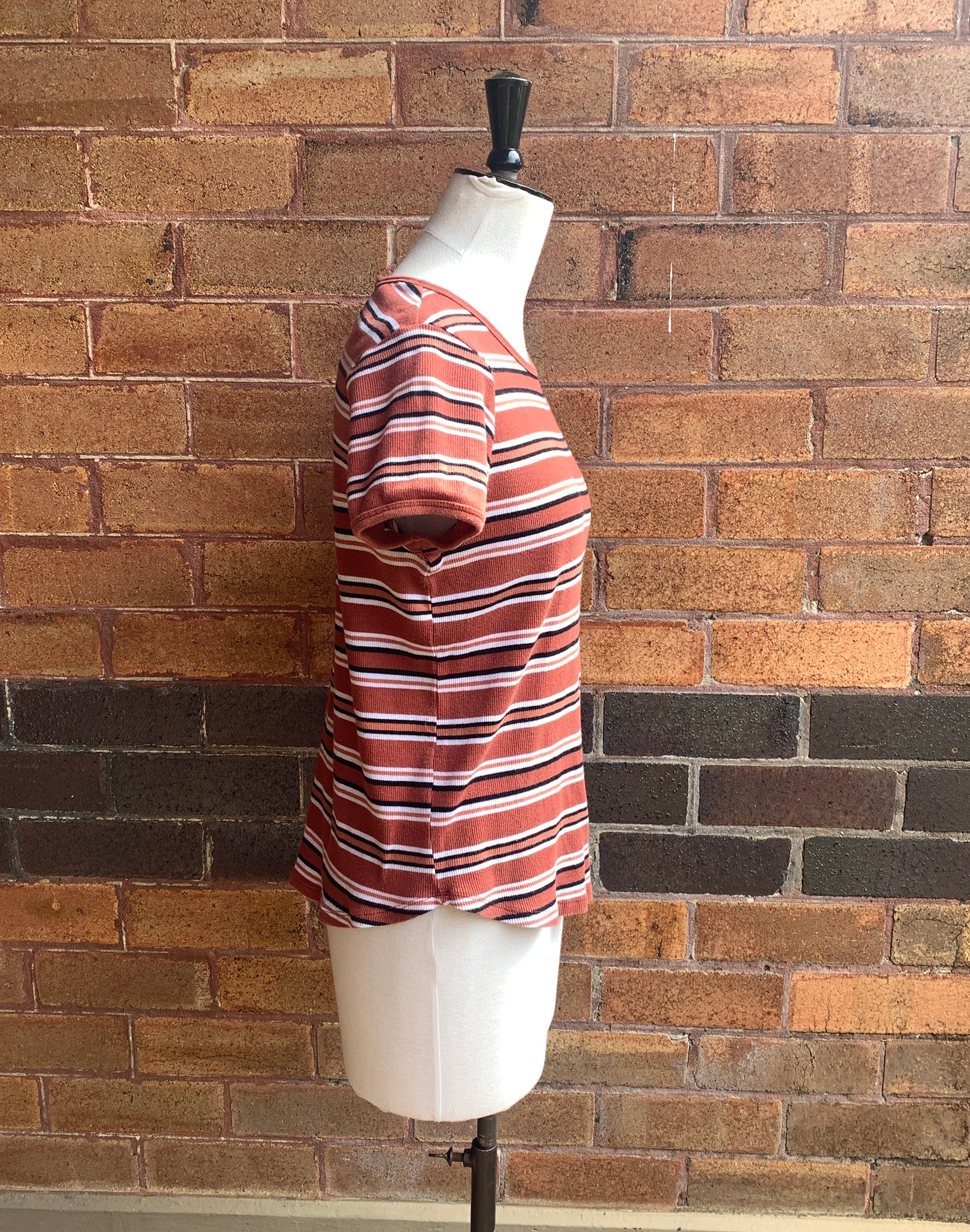 Y2K Ribbed Brown Tan Stripe TShirt  - Size XS / S 8
