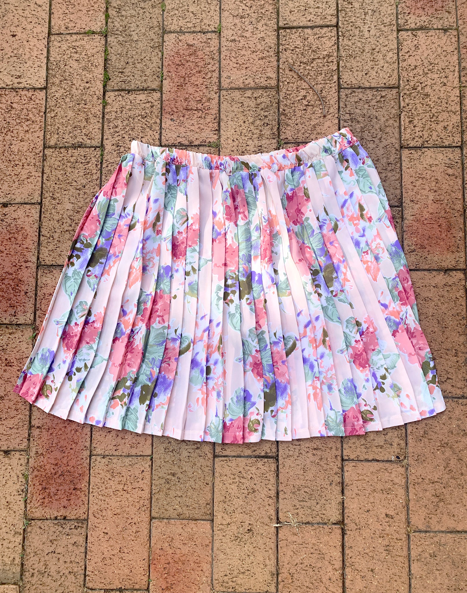 Vintage 80's Peach Floral Pleated Skirt