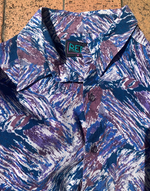 Vintage 90's Purple Squiggle Retro Washed Print Unisex Shirt - Size M