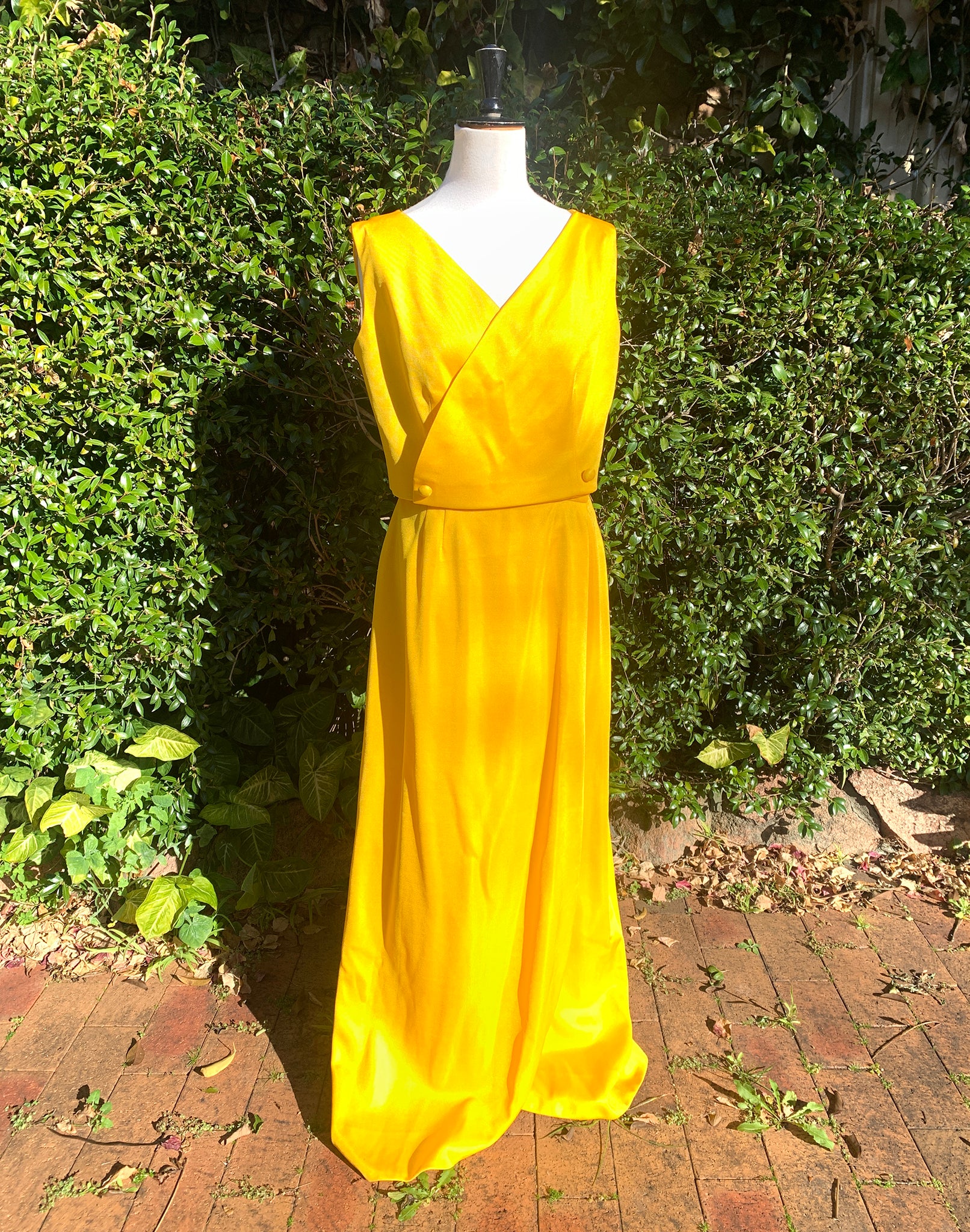 Vintage 60's Marlborough Fashions David Jones Yellow Twin Set - Size M/L