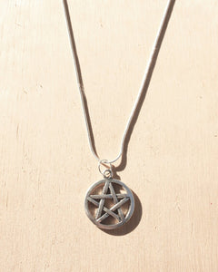 KV Handmade Jewellery Silver Pentacle Neckace Short