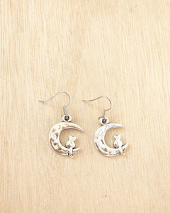 KV Handmade Jewellery SIlver Cat on Moon Earrings
