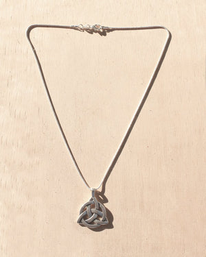 KV Handmade Jewellery Silver Triquetra Necklace Short