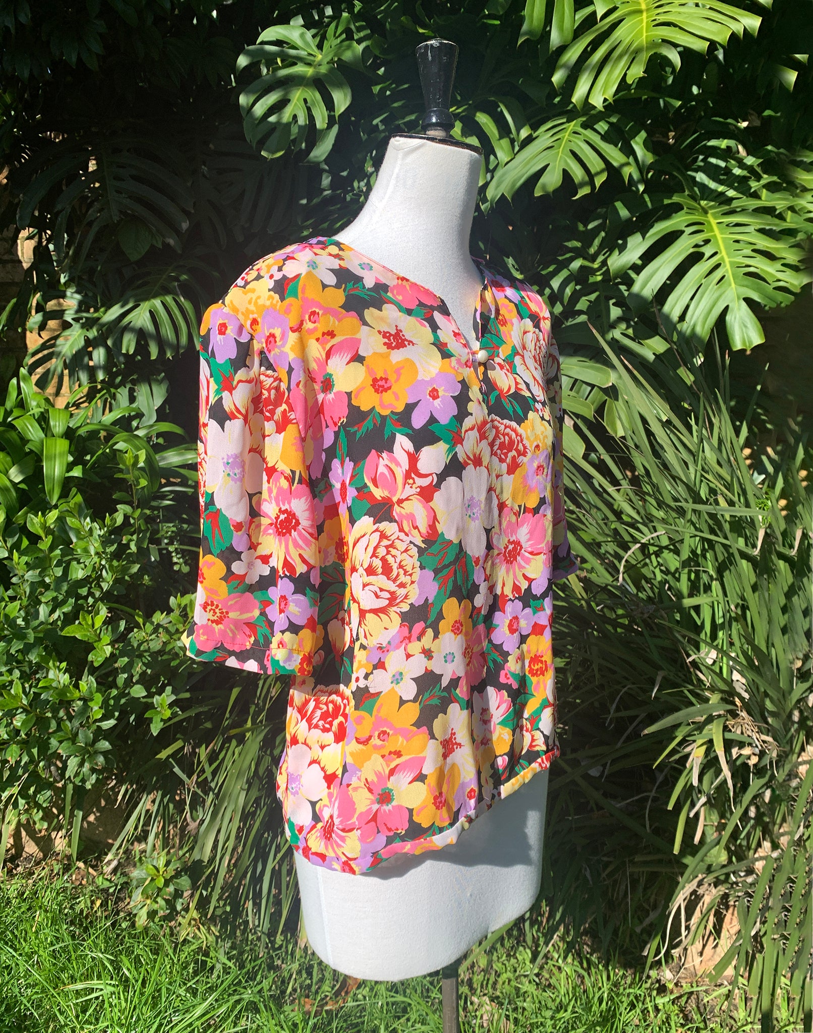 Vintage 80's Bright Floral Crop Blouse - Size 14
