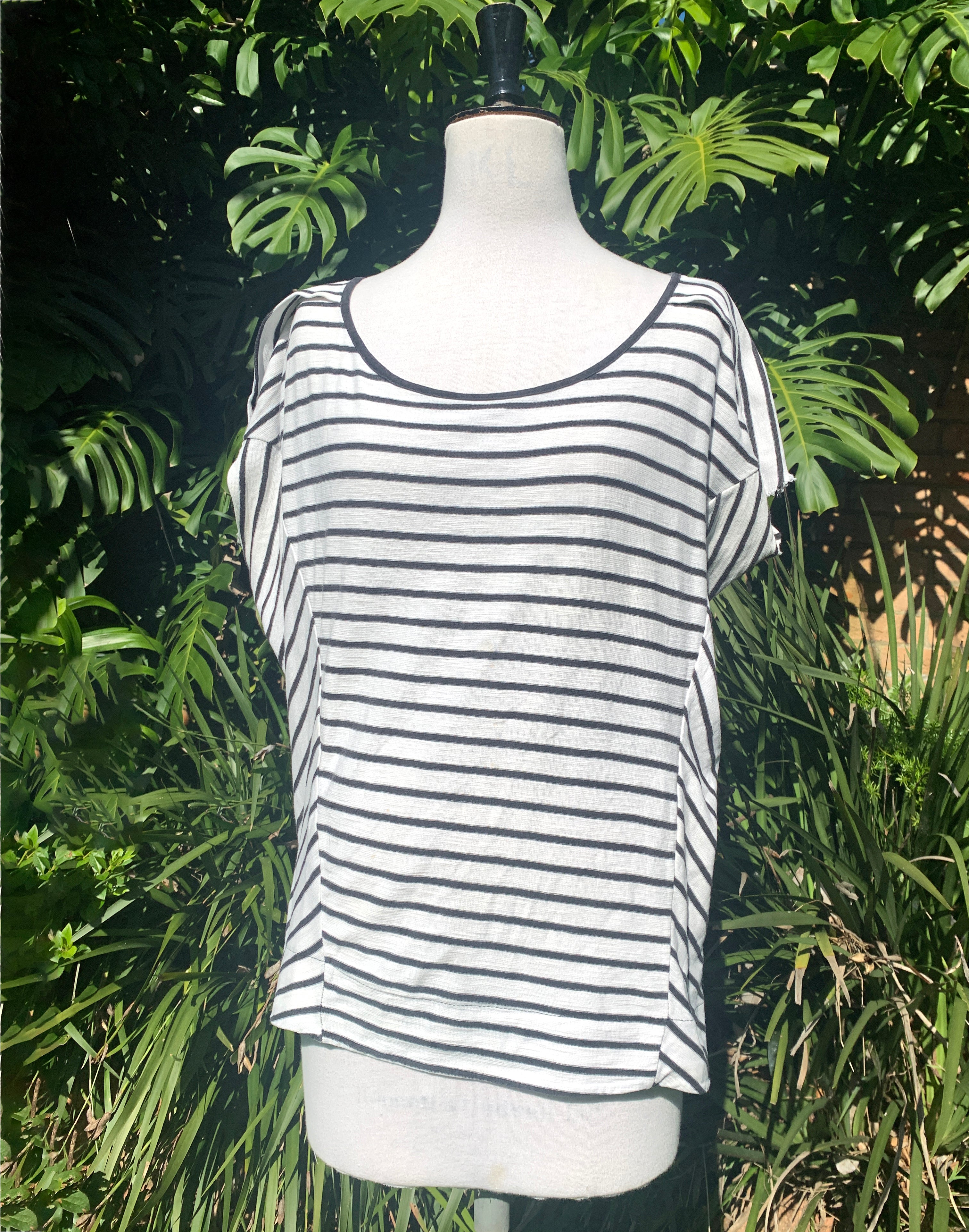 Osklen Designer Black & White Stripe Slouch T-Shirt