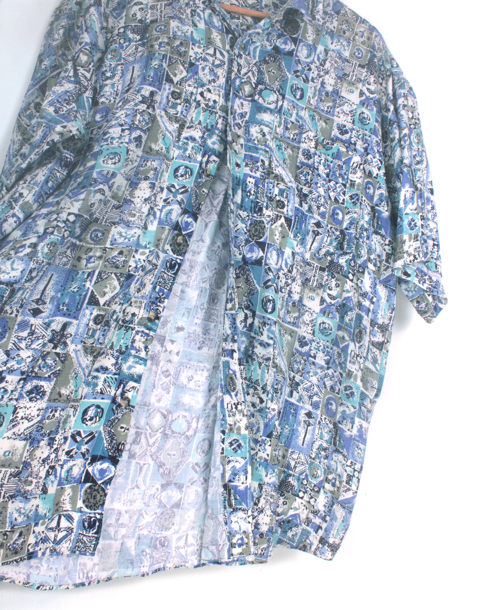 Blue Purple Retro Washed Print Shirt - Size XXLarge