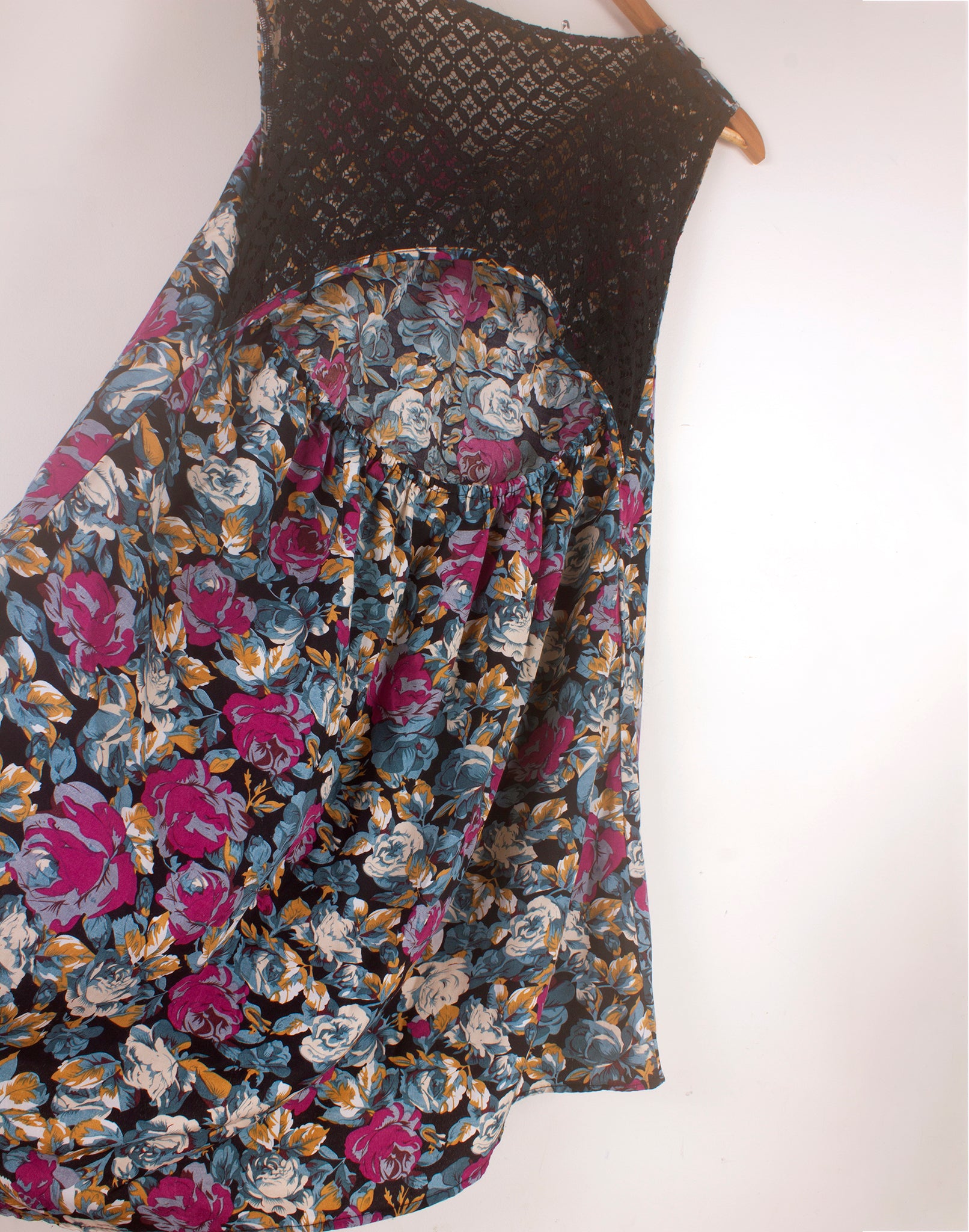 Black Floral Lace Back Tunic Dress - Size M / L