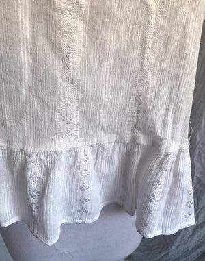 Vintage 90's White Embroidered Remade Crop Top - Size M/L